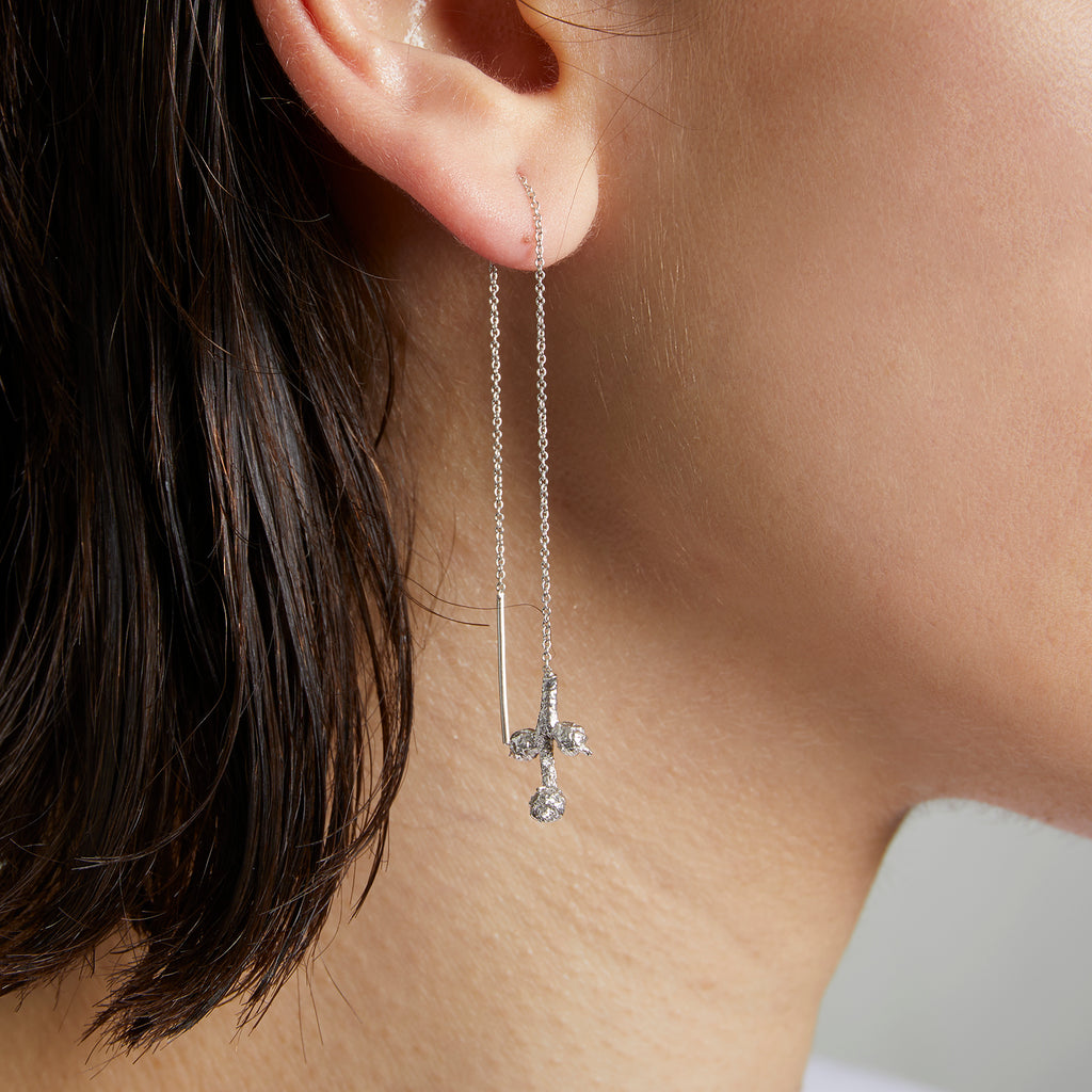 Bud dangle earrings