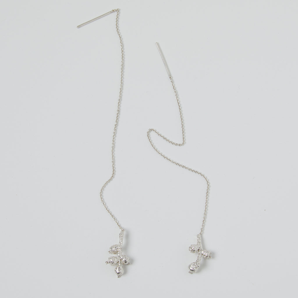 Bud dangle earrings
