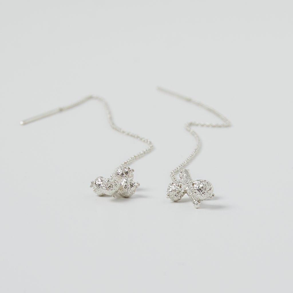 Bud dangle earrings