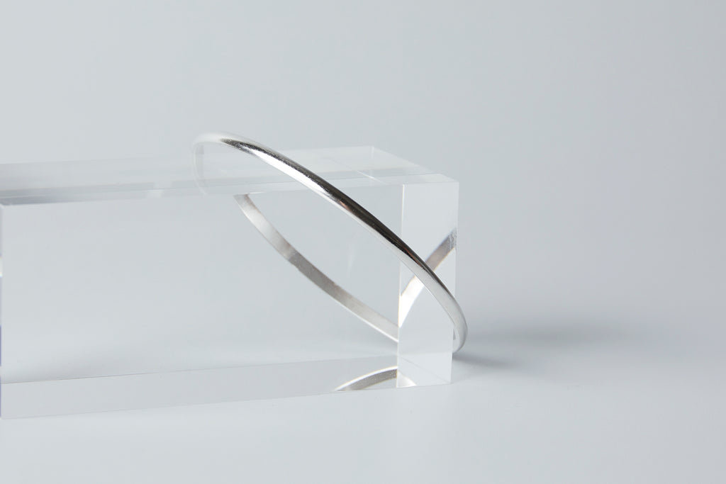 Simple bangle