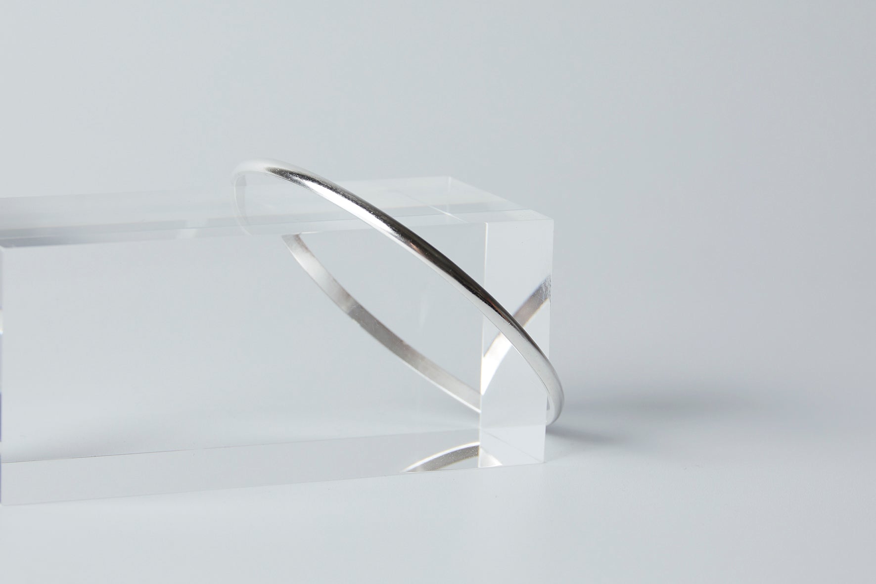 Simple bangle