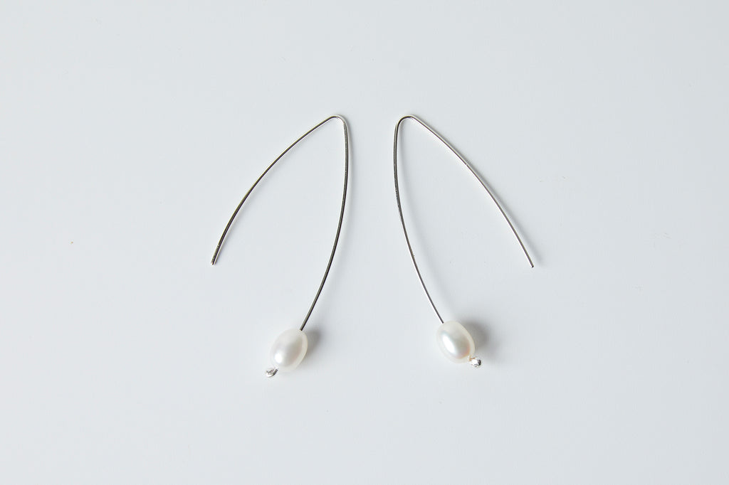 Long pearl earrings