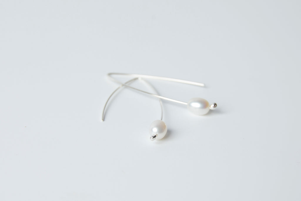Long pearl earrings