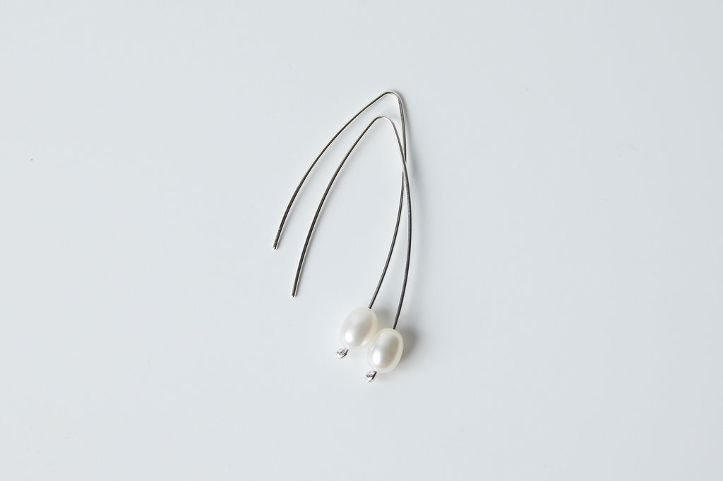 Long pearl earrings